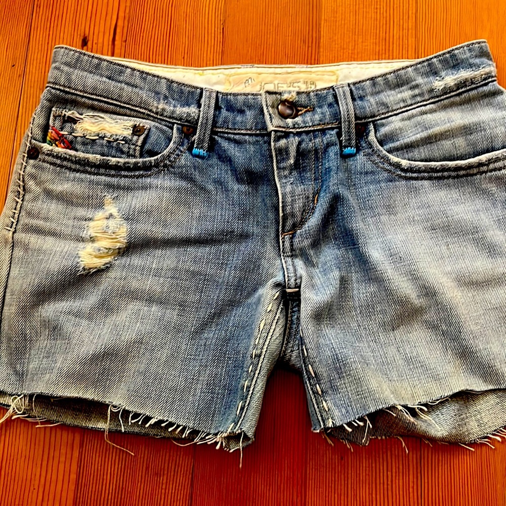 Joe’s jeans cutoffs embroidered